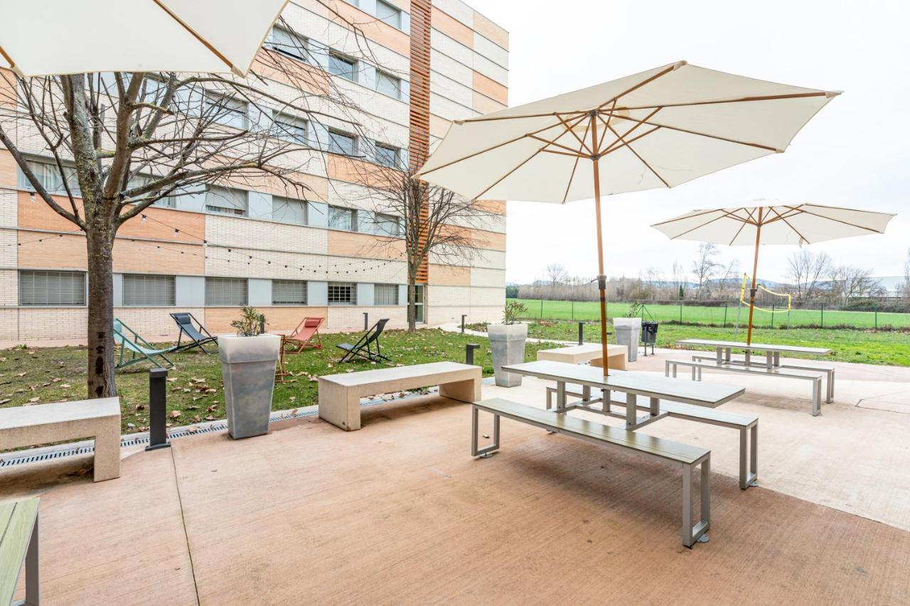 Residencia Universitaria Resa Los Abedules Pamplona Exteriér fotografie