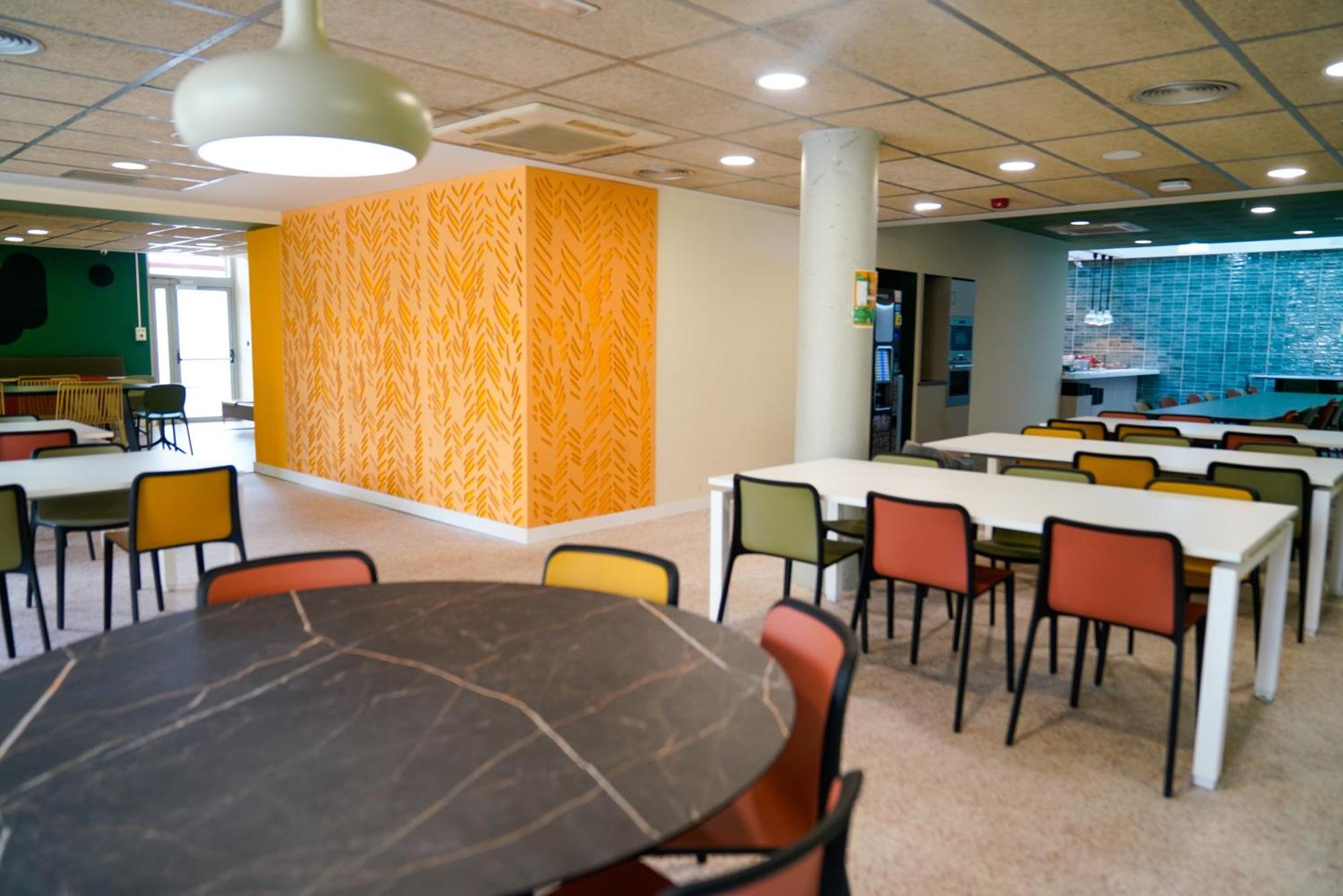 Residencia Universitaria Resa Los Abedules Pamplona Exteriér fotografie