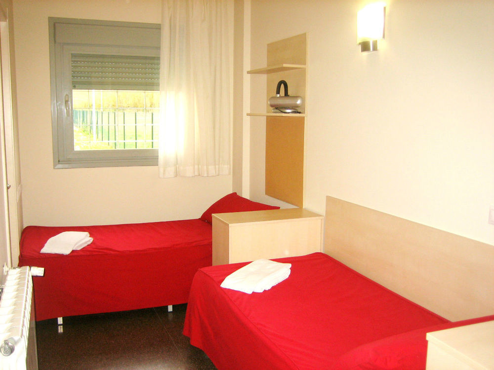 Residencia Universitaria Resa Los Abedules Pamplona Exteriér fotografie